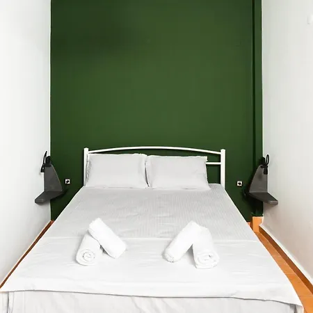 Modern For 4 Ppl In Apartment Thessaloniki