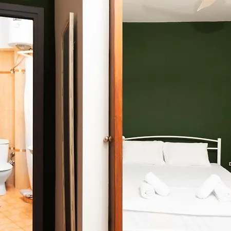 Modern For 4 Ppl In *
