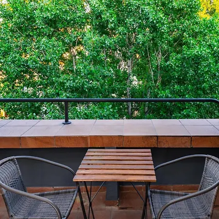 Modern For 4 Ppl In Thessaloniki