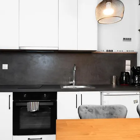 Modern For 4 Ppl In * Thessaloniki